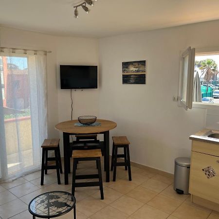 Plein Sud, Bel Appartement 20 Metres De La Plage La Capte Hyères Exteriör bild