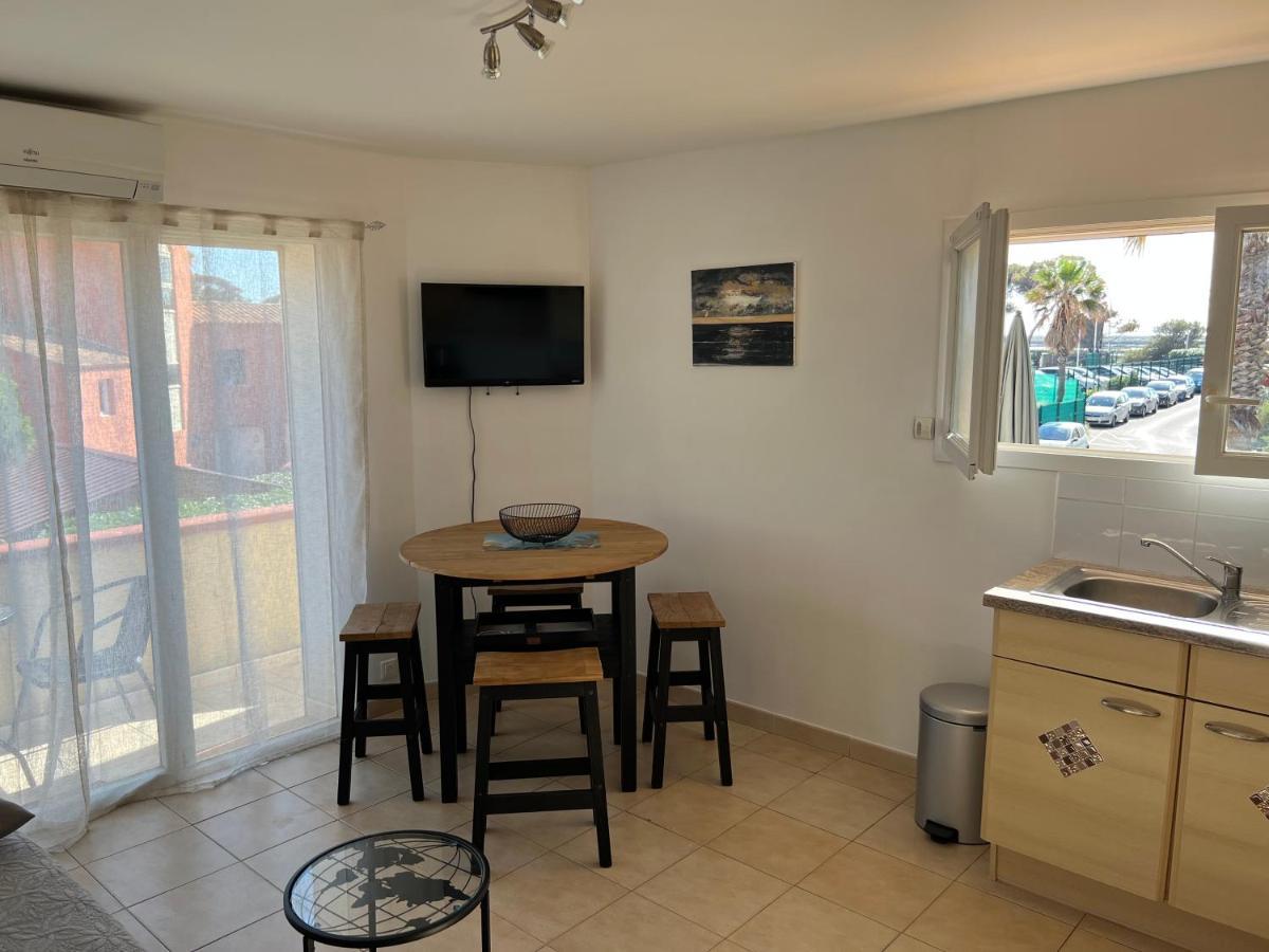 Plein Sud, Bel Appartement 20 Metres De La Plage La Capte Hyères Exteriör bild