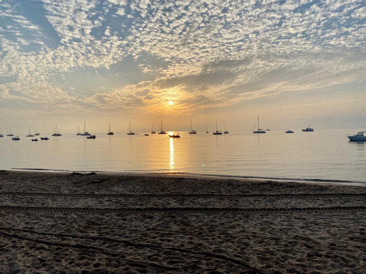 Plein Sud, Bel Appartement 20 Metres De La Plage La Capte Hyères Exteriör bild